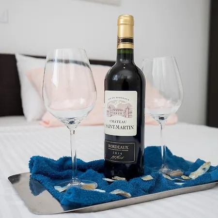 Semi - One Bedroom With Terrace And Sea View *