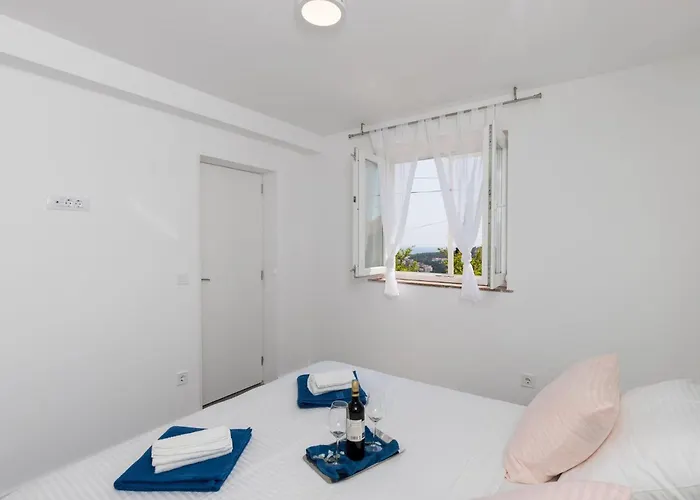 Semi - One Bedroom With Terrace And Sea View Daire Dubrovnik