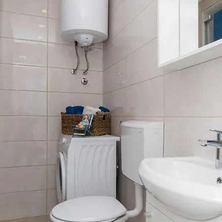 Apartament Semi - One Bedroom With Terrace And Sea View